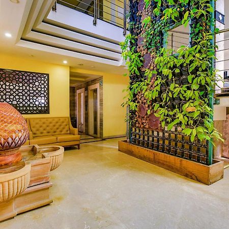 Fabhotel Phoenix Resorts - Nr M Chinnaswamy Stadium バンガロール エクステリア 写真